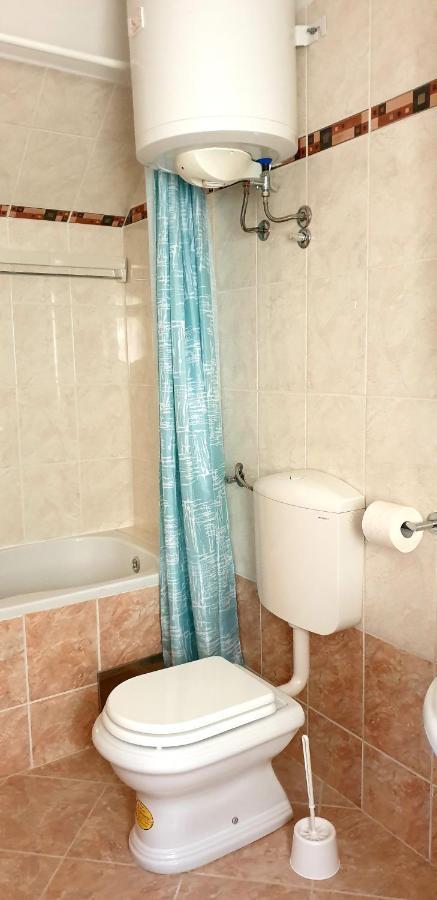 Apartments And Room Vela Senj  Exterior foto